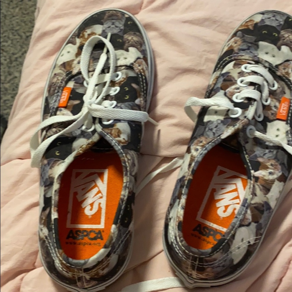 Cat vans!!